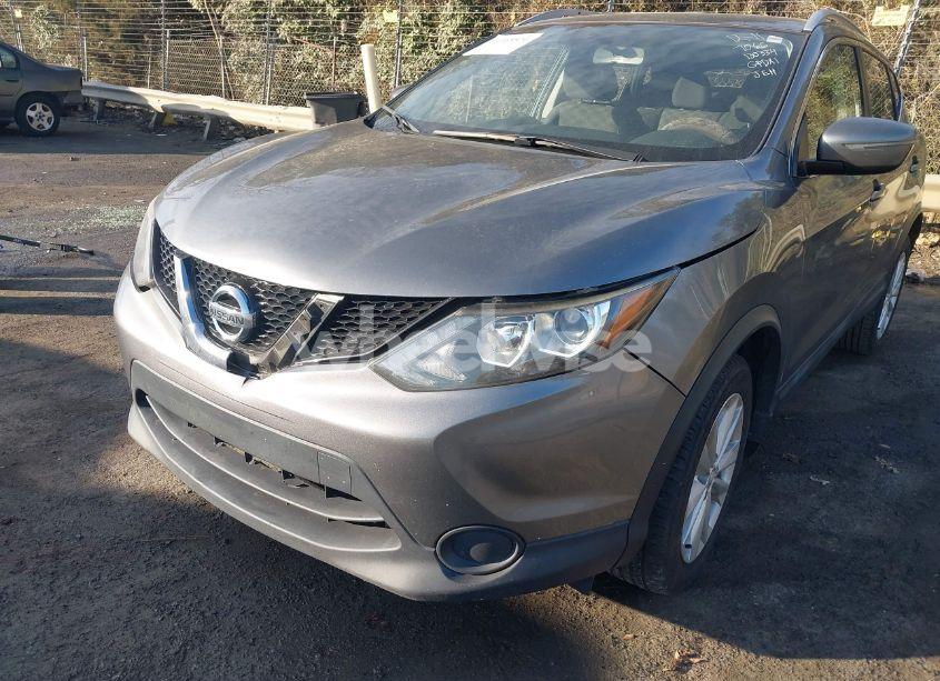 Photo 6 of 2018 Nissan Rogue SPORT SV (VIN JN1BJ1CP7JW107066)