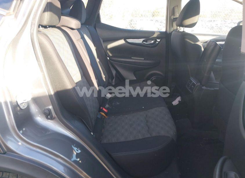 Photo 8 of 2018 Nissan Rogue SPORT SV (VIN JN1BJ1CP7JW107066)