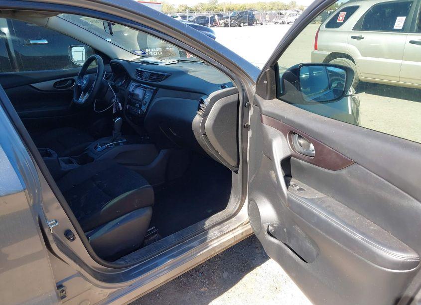 Photo 5 of 2018 Nissan Rogue SPORT S (VIN JN1BJ1CP7JW154498)