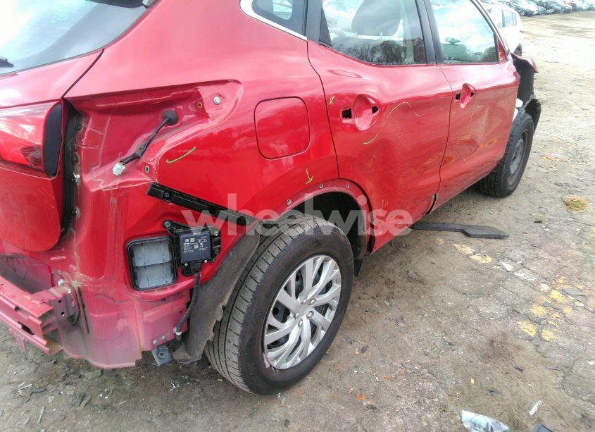 Photo 18 of 2018 Nissan Rogue SPORT S (VIN JN1BJ1CP7JW157627)