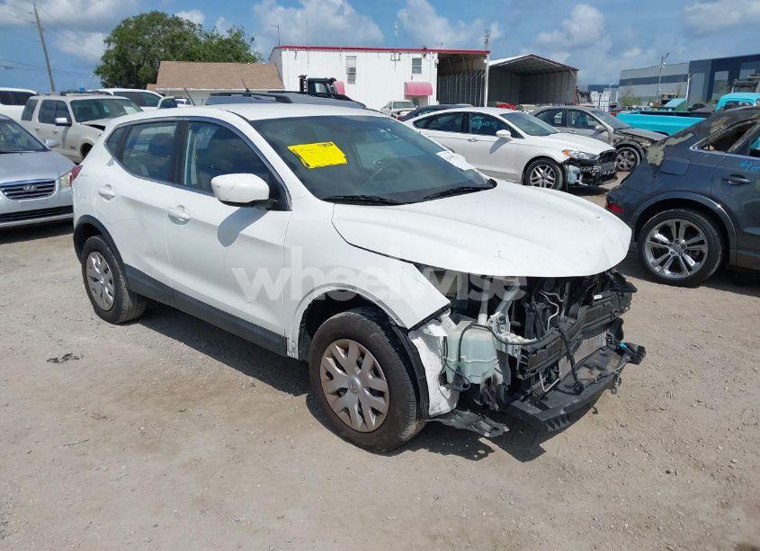 2018 Nissan Rogue SPORT S (VIN JN1BJ1CP7JW161516) main photo