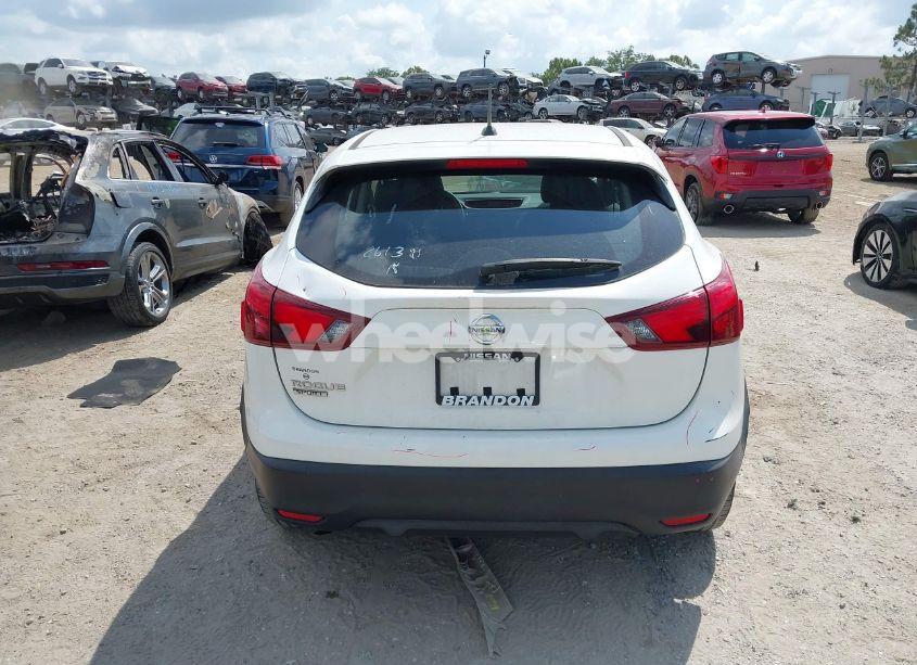 Photo 16 of 2018 Nissan Rogue SPORT S (VIN JN1BJ1CP7JW161516)