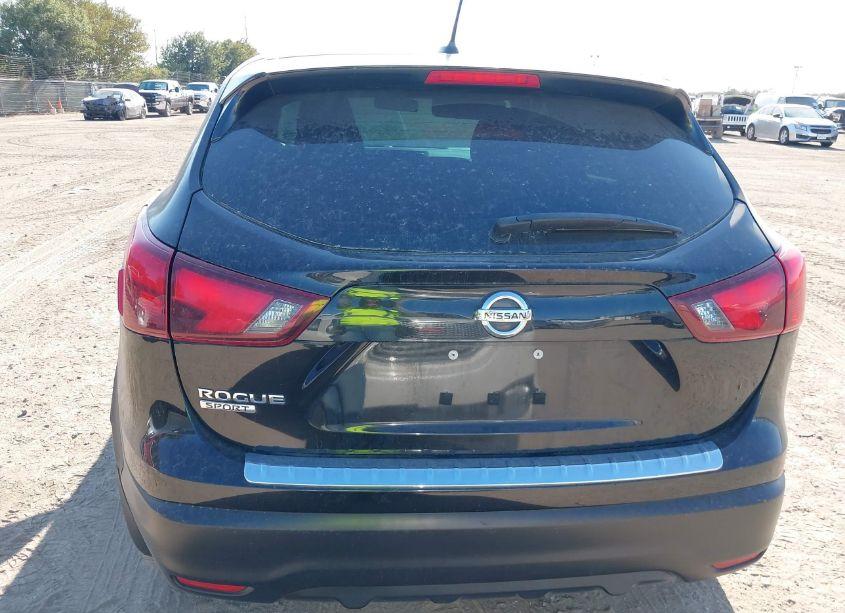 Photo 16 of 2018 Nissan Rogue SPORT S (VIN JN1BJ1CP7JW188456)