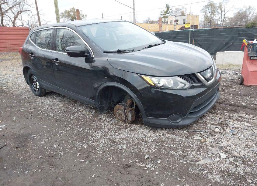 2018 Nissan Rogue SPORT S/SL/SV (VIN JN1BJ1CP7JW194791) main photo