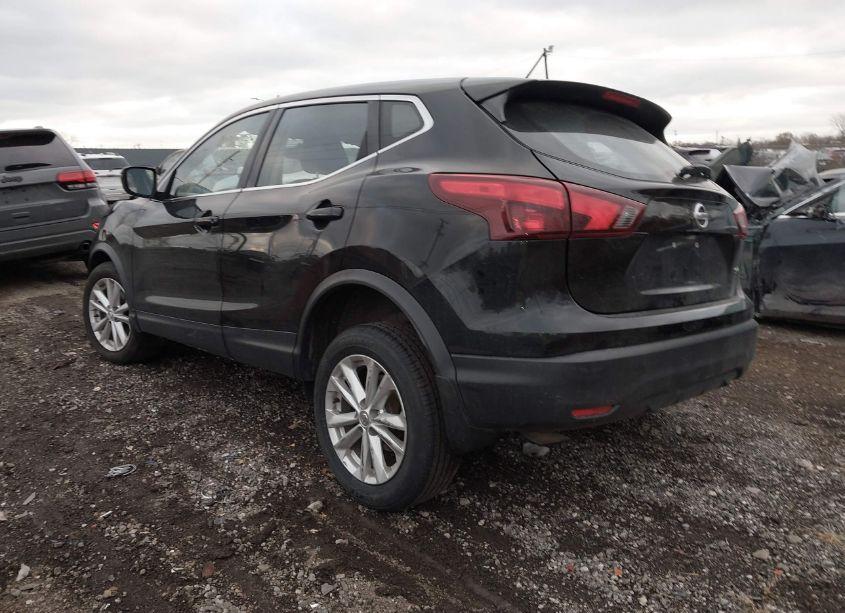 Photo 3 of 2018 Nissan Rogue SPORT S/SL/SV (VIN JN1BJ1CP7JW194791)