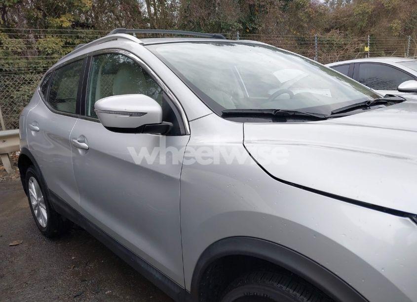 Photo 13 of 2018 Nissan Rogue SPORT SV (VIN JN1BJ1CP7JW195536)