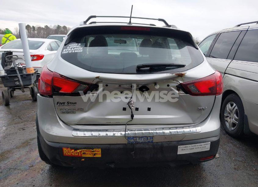 Photo 16 of 2018 Nissan Rogue SPORT SV (VIN JN1BJ1CP7JW195536)