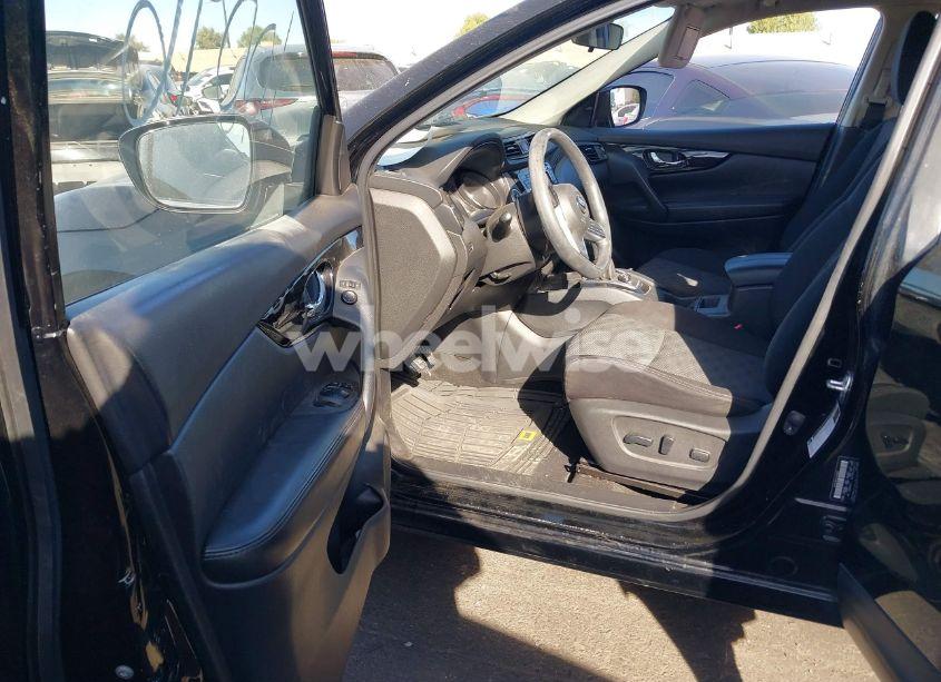 Photo 5 of 2019 Nissan Rogue SPORT SV (VIN JN1BJ1CP7KW224454)