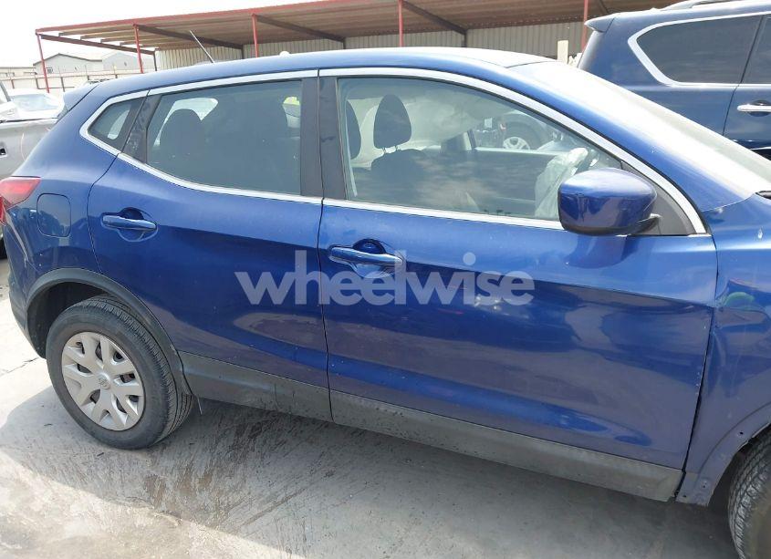 Photo 14 of 2019 Nissan Rogue SPORT S (VIN JN1BJ1CP7KW236524)