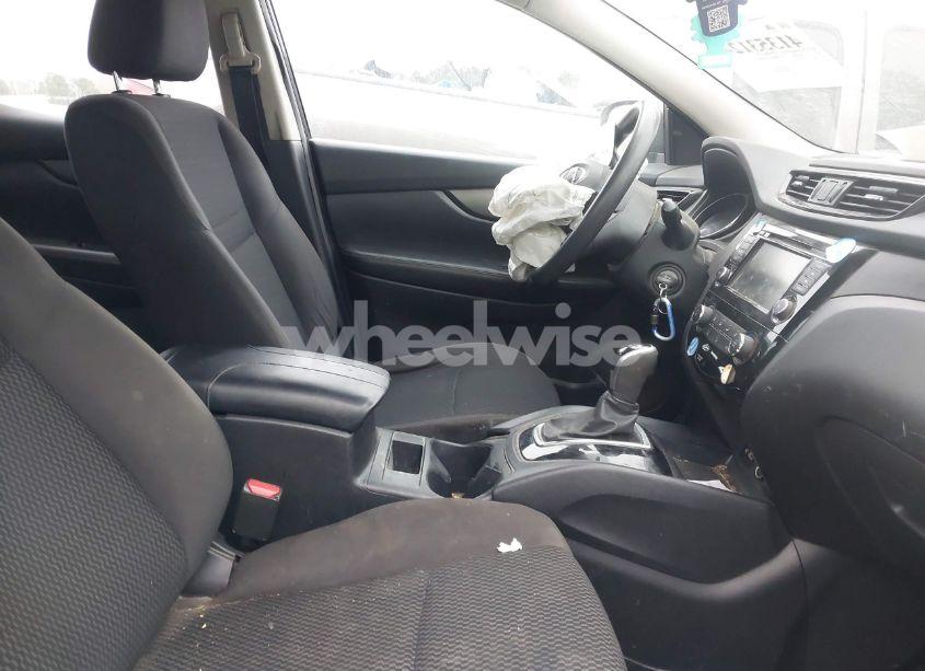 Photo 5 of 2019 Nissan Rogue SPORT S (VIN JN1BJ1CP7KW239147)