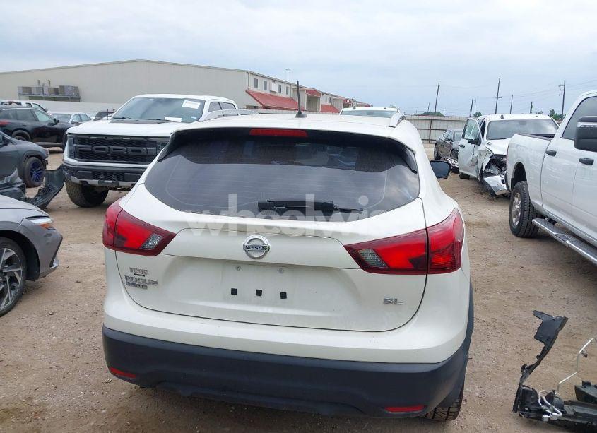 Photo 17 of 2017 Nissan Rogue SPORT SL (VIN JN1BJ1CP8HW003213)