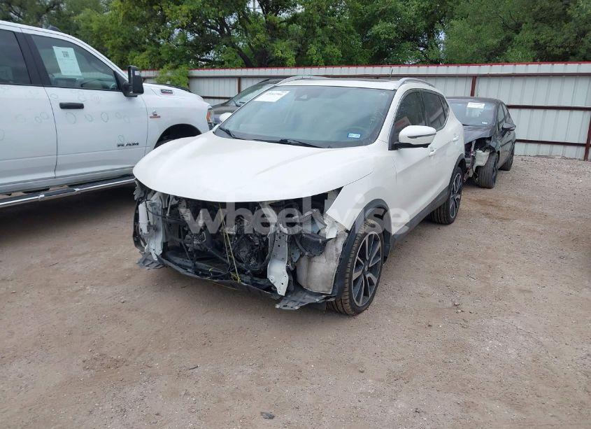 Photo 2 of 2017 Nissan Rogue SPORT SL (VIN JN1BJ1CP8HW003213)