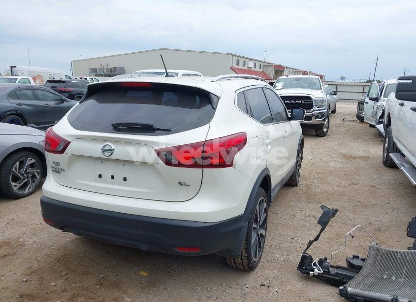 Photo 4 of 2017 Nissan Rogue SPORT SL (VIN JN1BJ1CP8HW003213)