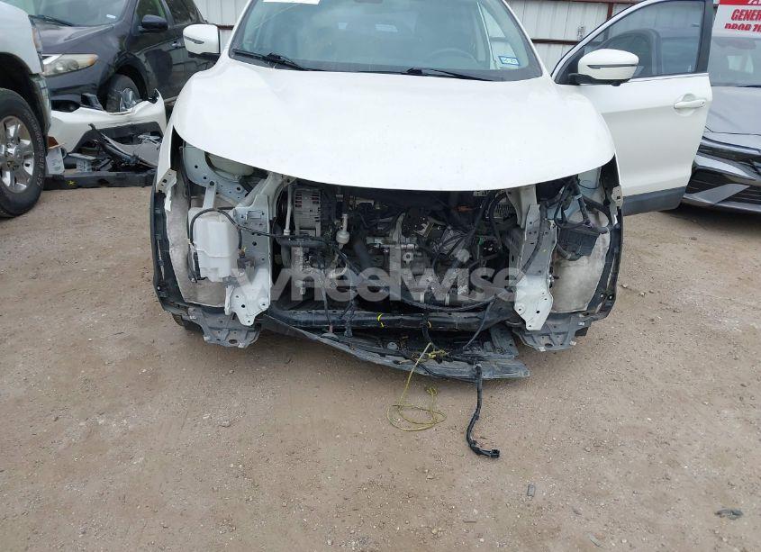 Photo 6 of 2017 Nissan Rogue SPORT SL (VIN JN1BJ1CP8HW003213)