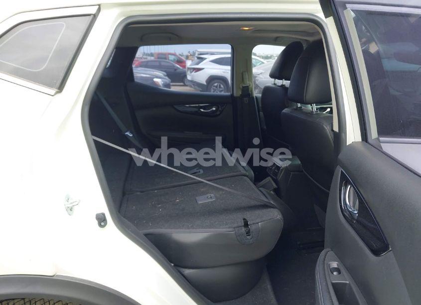 Photo 8 of 2017 Nissan Rogue SPORT SL (VIN JN1BJ1CP8HW003213)