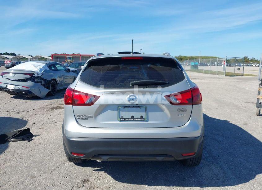 Photo 16 of 2017 Nissan Rogue SPORT SV (VIN JN1BJ1CP8HW011084)