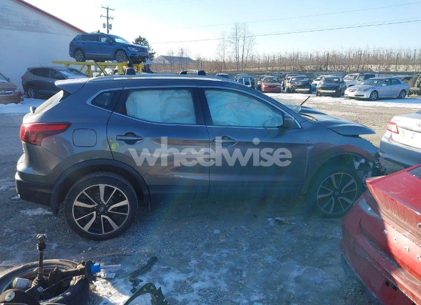 Photo 13 of 2017 Nissan Rogue SPORT SL (VIN JN1BJ1CP8HW020870)