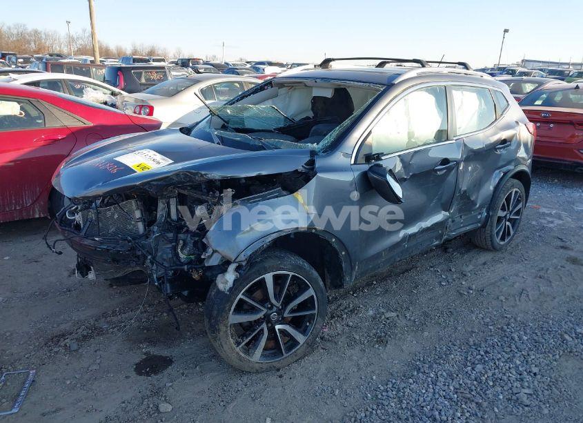 Photo 2 of 2017 Nissan Rogue SPORT SL (VIN JN1BJ1CP8HW020870)