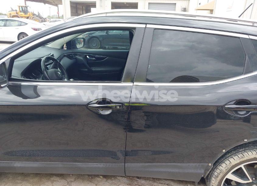 Photo 14 of 2017 Nissan Rogue SPORT SL (VIN JN1BJ1CP8HW028998)