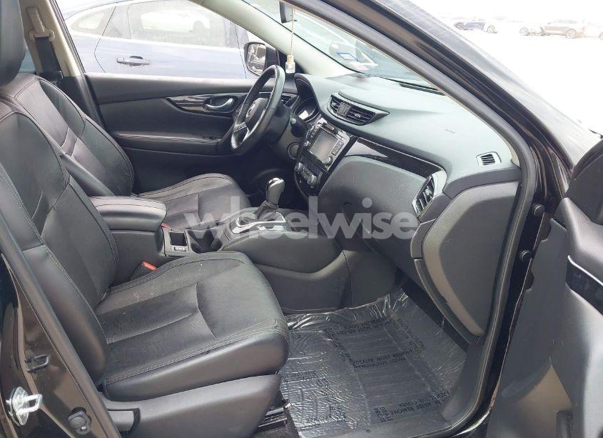 Photo 5 of 2017 Nissan Rogue SPORT SL (VIN JN1BJ1CP8HW028998)