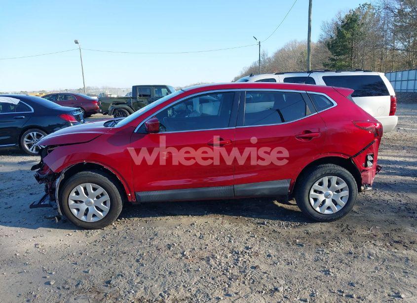 Photo 15 of 2018 Nissan Rogue SPORT S (VIN JN1BJ1CP8JW101406)