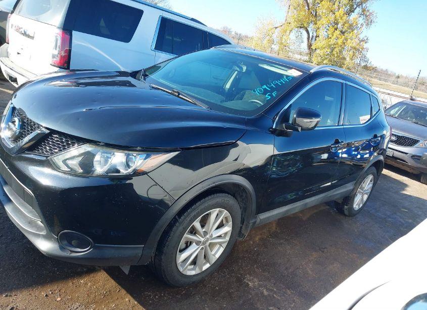 Photo 14 of 2018 Nissan Rogue SPORT SV (VIN JN1BJ1CP8JW109649)