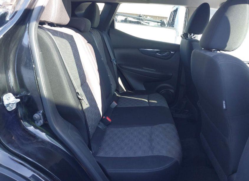 Photo 8 of 2018 Nissan Rogue SPORT SV (VIN JN1BJ1CP8JW109649)