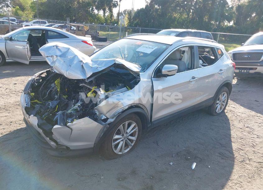 Photo 2 of 2018 Nissan Rogue SPORT SV (VIN JN1BJ1CP8JW150976)