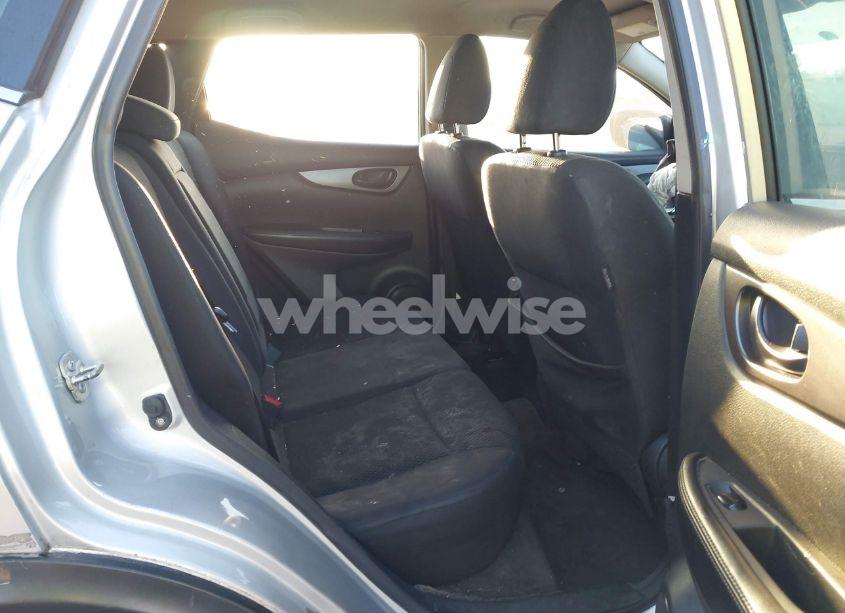 Photo 8 of 2018 Nissan Rogue SPORT S (VIN JN1BJ1CP8JW157281)