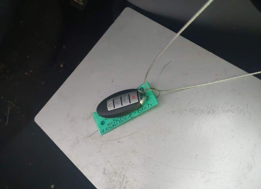 Photo 11 of 2018 Nissan Rogue SPORT SV (VIN JN1BJ1CP8JW183167)