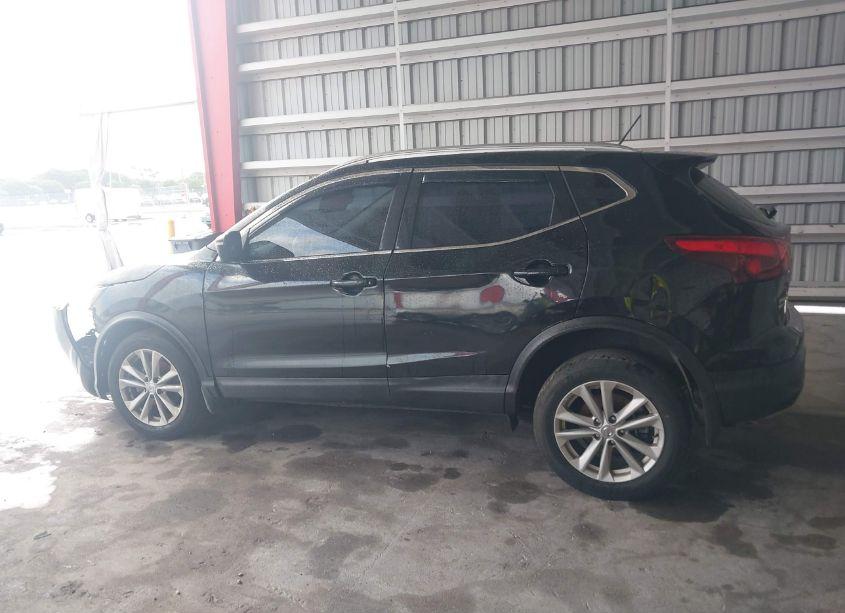 Photo 14 of 2018 Nissan Rogue SPORT SV (VIN JN1BJ1CP8JW183167)