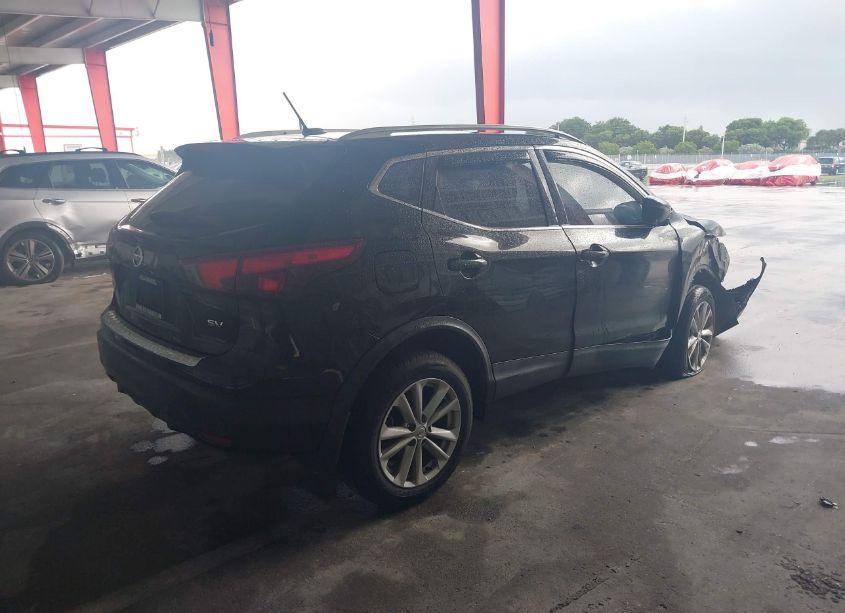 Photo 4 of 2018 Nissan Rogue SPORT SV (VIN JN1BJ1CP8JW183167)