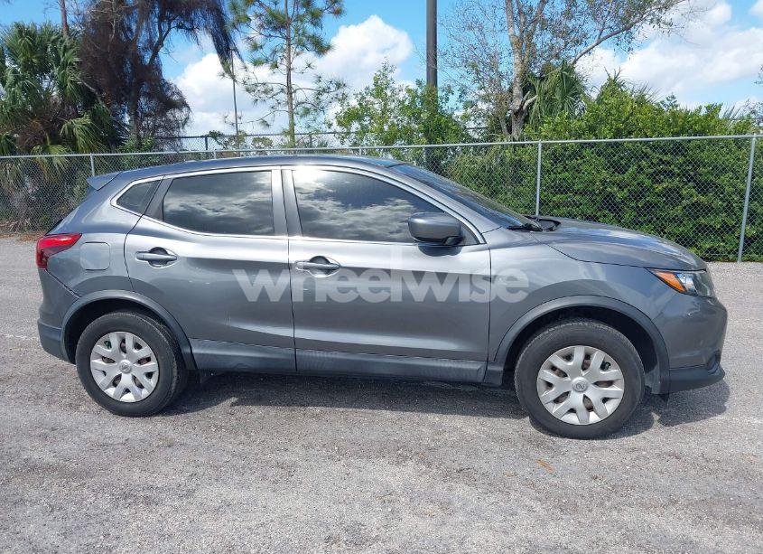 Photo 14 of 2019 Nissan Rogue SPORT S (VIN JN1BJ1CP8KW217691)