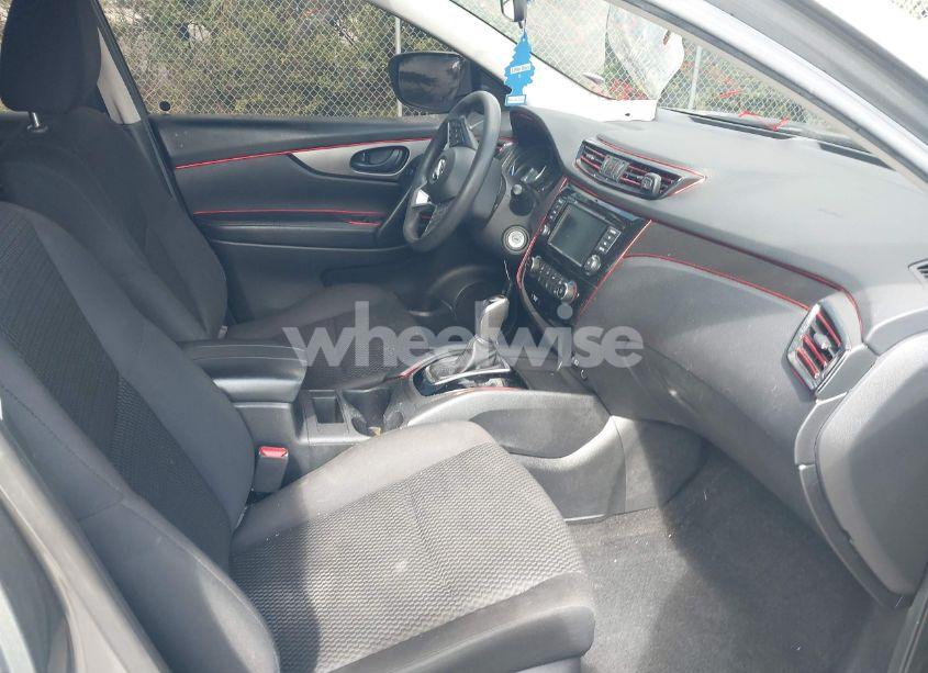 Photo 5 of 2019 Nissan Rogue SPORT S (VIN JN1BJ1CP8KW217691)