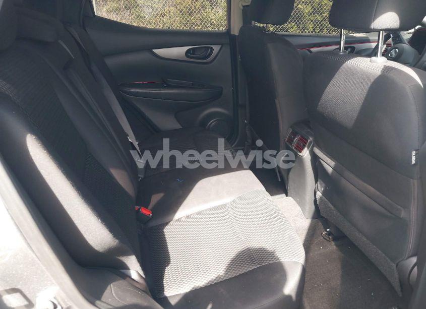 Photo 8 of 2019 Nissan Rogue SPORT S (VIN JN1BJ1CP8KW217691)