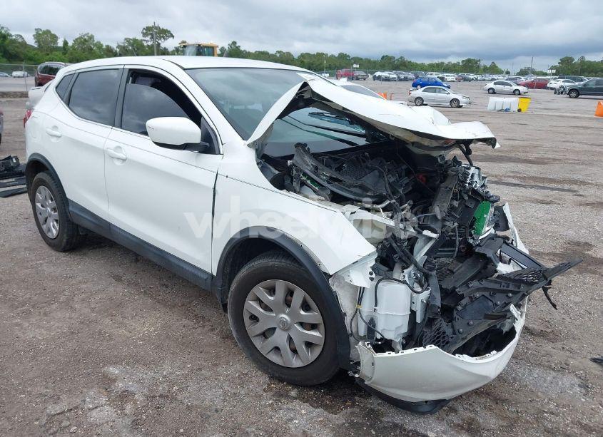 2019 Nissan Rogue SPORT S (VIN JN1BJ1CP8KW220509) main photo