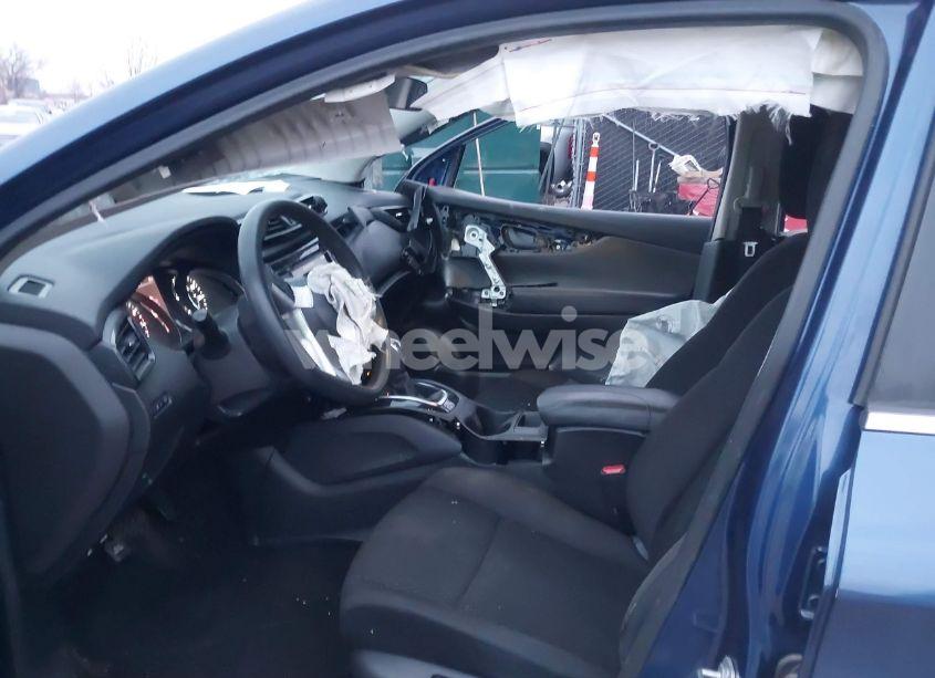 Photo 5 of 2019 Nissan Rogue SPORT S (VIN JN1BJ1CP8KW221711)