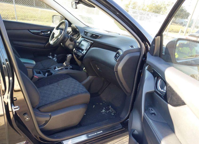 Photo 5 of 2019 Nissan Rogue SPORT SV (VIN JN1BJ1CP8KW234572)