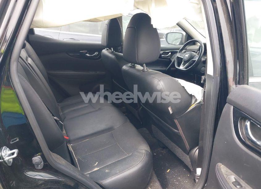 Photo 8 of 2017 Nissan Rogue SPORT SL (VIN JN1BJ1CP9HW018741)