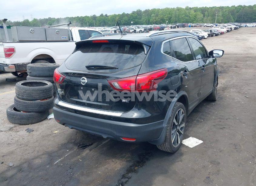 Photo 4 of 2017 Nissan Rogue SPORT SL (VIN JN1BJ1CP9HW019565)