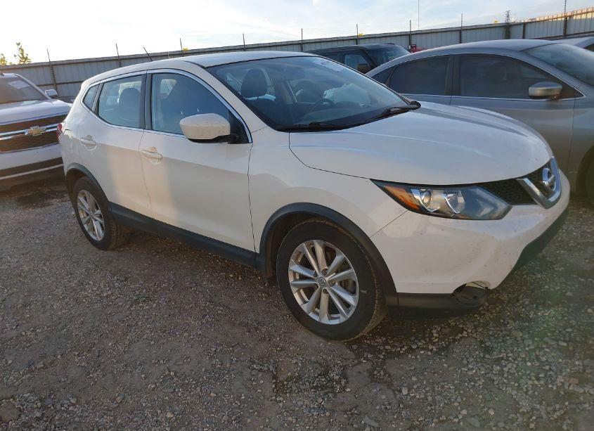 2017 Nissan Rogue SPORT S (VIN JN1BJ1CP9HW027925) main photo