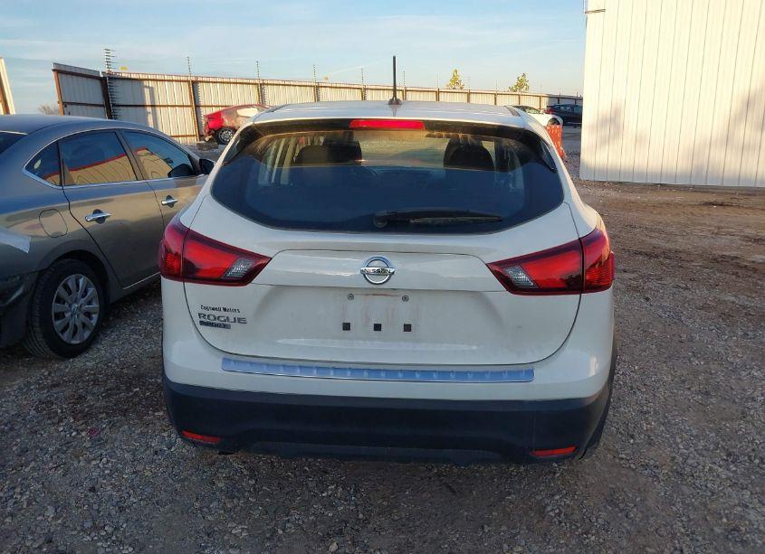 Photo 16 of 2017 Nissan Rogue SPORT S (VIN JN1BJ1CP9HW027925)