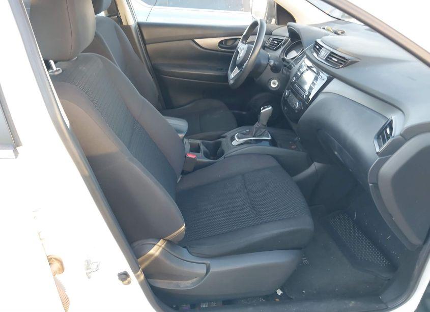 Photo 5 of 2017 Nissan Rogue SPORT S (VIN JN1BJ1CP9HW027925)