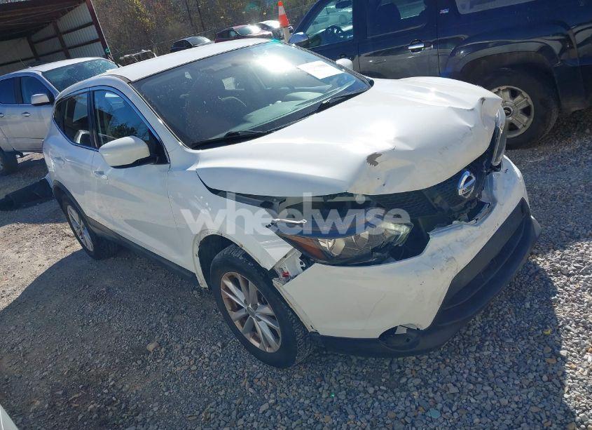 2017 Nissan Rogue SPORT S (VIN JN1BJ1CP9HW029397) main photo