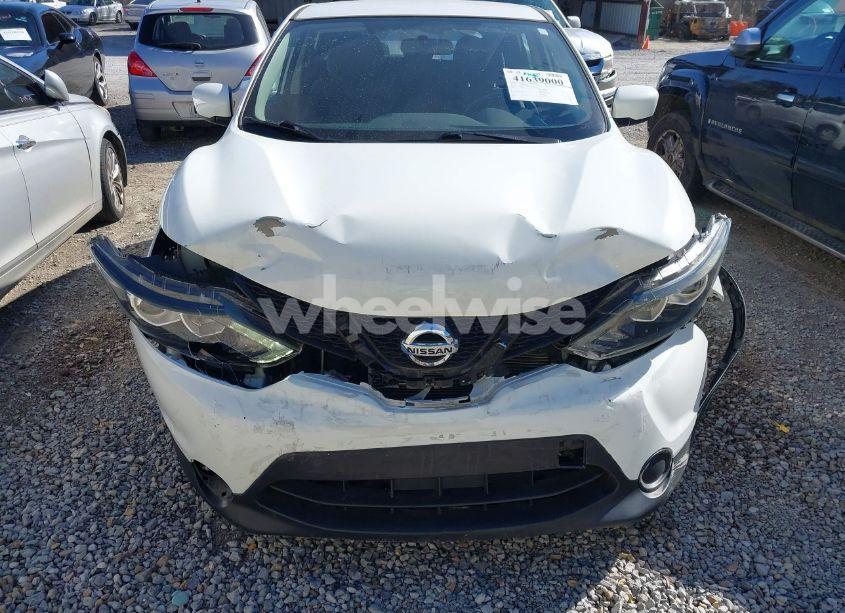 Photo 12 of 2017 Nissan Rogue SPORT S (VIN JN1BJ1CP9HW029397)