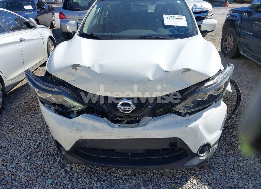 Photo 6 of 2017 Nissan Rogue SPORT S (VIN JN1BJ1CP9HW029397)