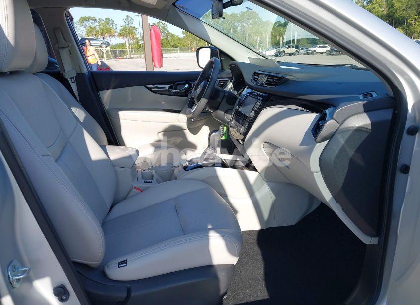 Photo 5 of 2018 Nissan Rogue SPORT SV (VIN JN1BJ1CP9JW101186)