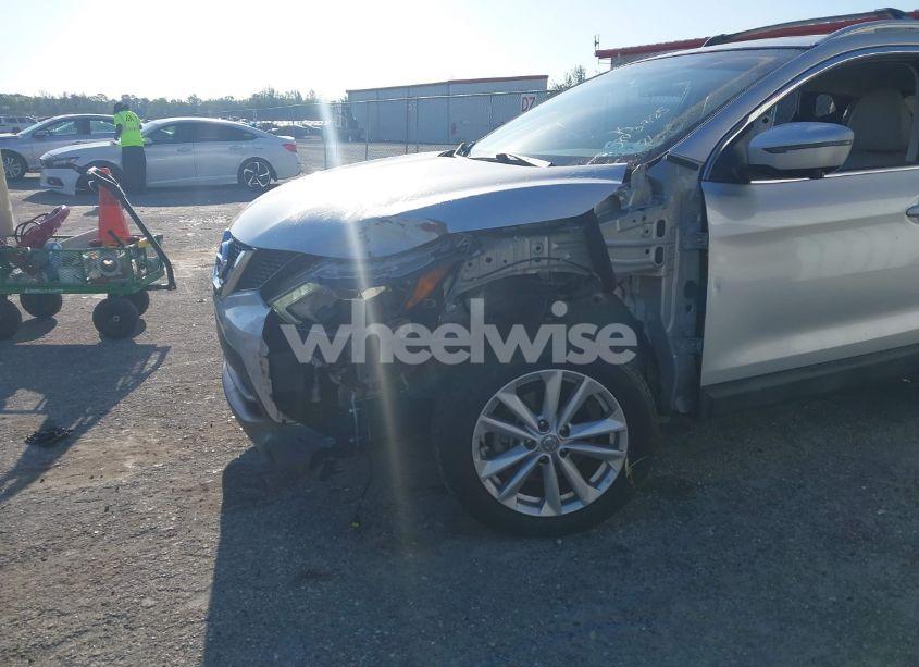 Photo 6 of 2018 Nissan Rogue SPORT SV (VIN JN1BJ1CP9JW101186)