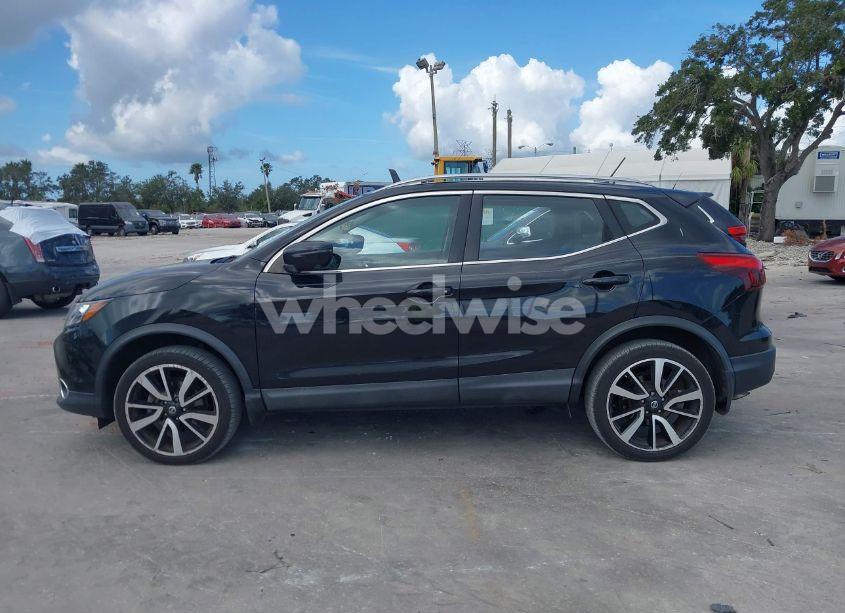 Photo 14 of 2018 Nissan Rogue SPORT SL (VIN JN1BJ1CP9JW101284)