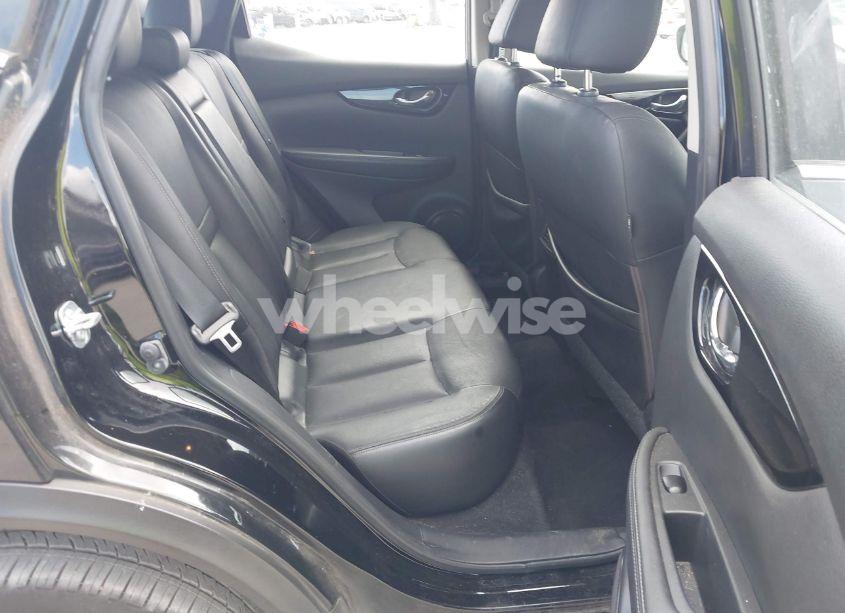 Photo 8 of 2018 Nissan Rogue SPORT SL (VIN JN1BJ1CP9JW101284)